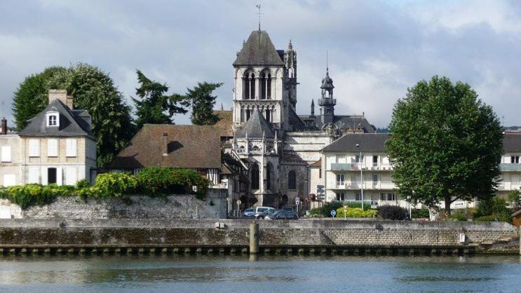 La Chapelle De Monet - Logis Eglantine Villa Bois-Jerome-Saint-Ouen Ngoại thất bức ảnh